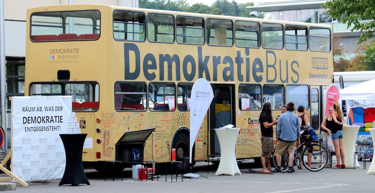 Ländlichen Raum stärken mit dem Demkratiebus