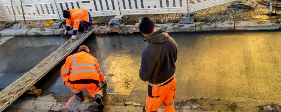 NRW will den Straßenbau stärker fördern, um die Verbesserung der Infrastruktur besonders auch in strukturschwachen Kommunen anzukurbeln.