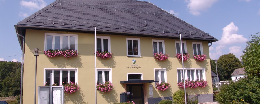 Bürgermeisterin mit 27, vorher Gemeinderätin, auf dem Land hat die Jugend - und in diesem Fall auch noch die weibliche - eine echte Chance! 