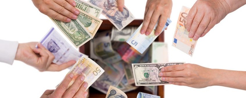 Förderprogramme sind das Gegenteil von nachhaltiger Finanzpolitik. Werden Milliarden in Beton gegossen, damit Staatssekretäre medienwirksam durchs Land reisen können?