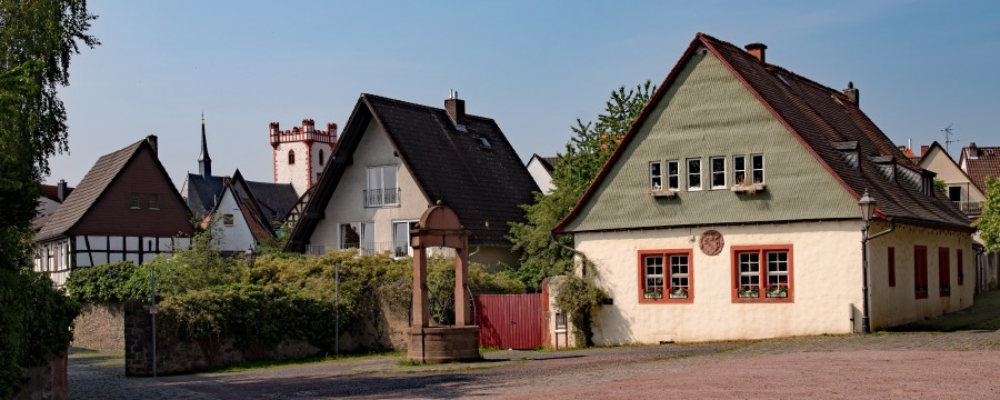 Gemeindefusionen gegen teure Verwaltungen? Bürgermeister sehen die These des Landesrechnungshofs kritisch.