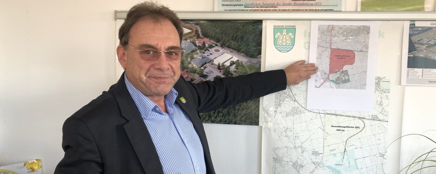 Arne Christiani, der Bürgermeister von Grünheide spricht über Tesla