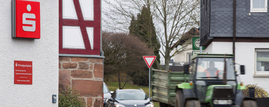 Das Bankensterben auf dem Land nimmt weiter zu - gemeinsame Filialen könnten ein Lösungsansatz sein