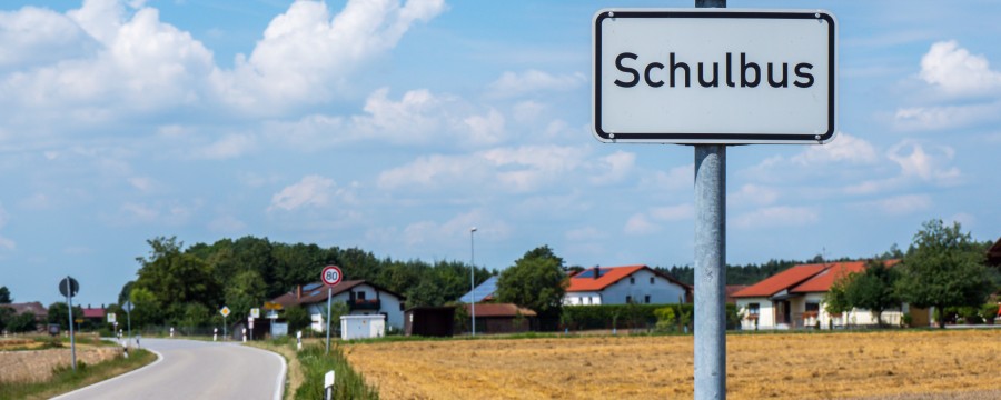 Schulbus-Schild