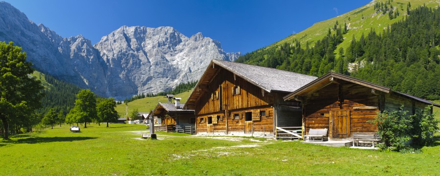 Hütte in den Bergen in Bayern