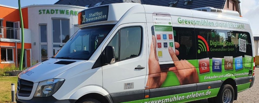 Der Bus sendet seinen Standort ans Stadtportal