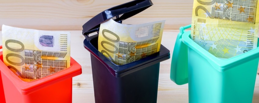 Die Müllgebühren schwanken stark - erstmals wurden nun auch kleinere Städte in ein Gebühren-Ranking einbezogen