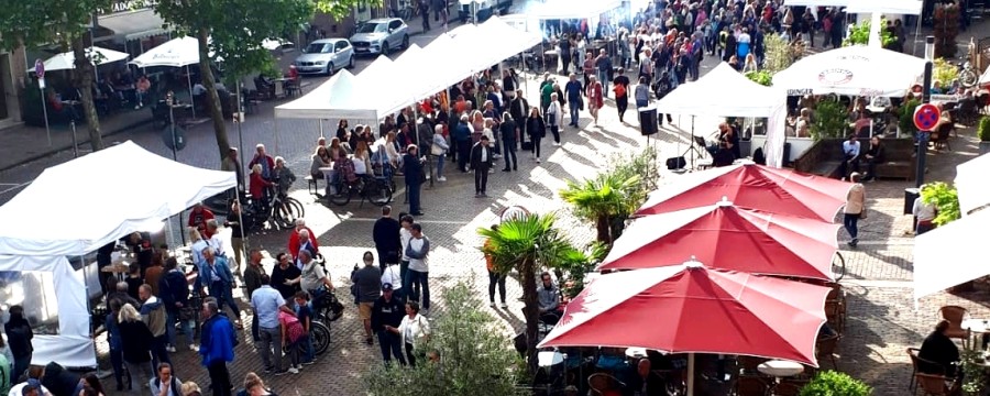 Feierabendmarkt in Rees