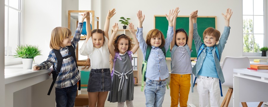 Kinder in Grundschule