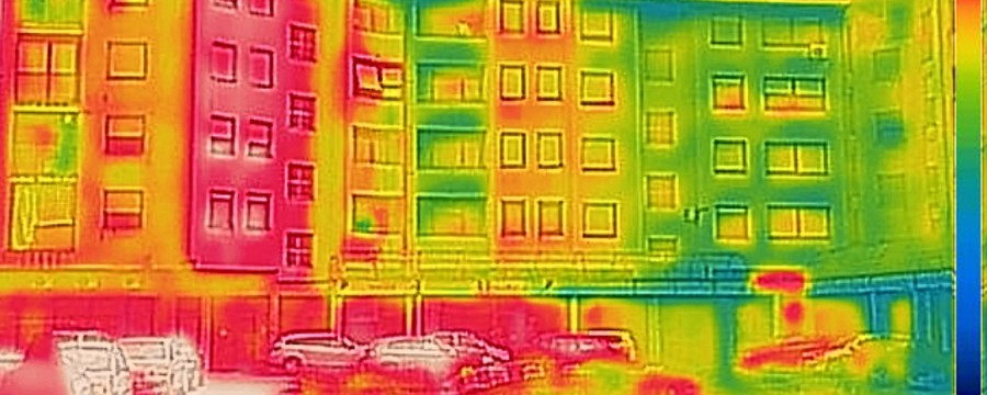 Rot leuchtende Hausfassaden? Hier wird Energie und Wärme verschwendet.