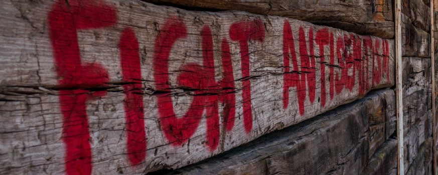 Strategien für Kommunen im Kampf gegen Antisemitismus