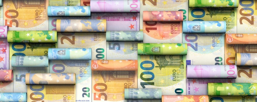 Geldscheine als Symbolbild für kommunale Finanzen