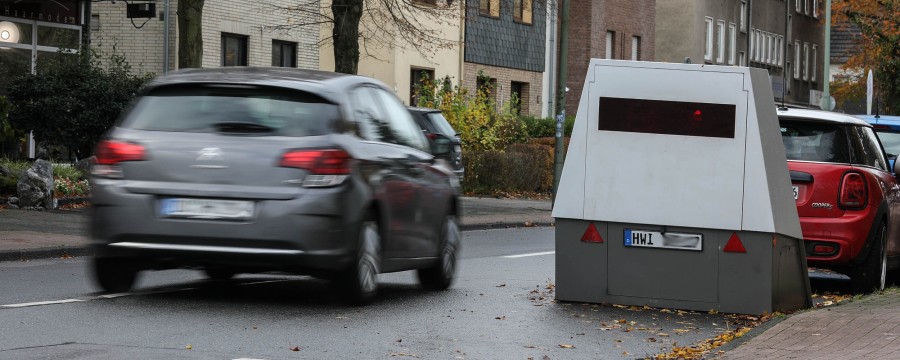 Per Blitzer nehmen Länder und Kommunen Milliardensummen von Autofahrern ein - doch es gibt auch Städte, die damit Verluste einfahren...