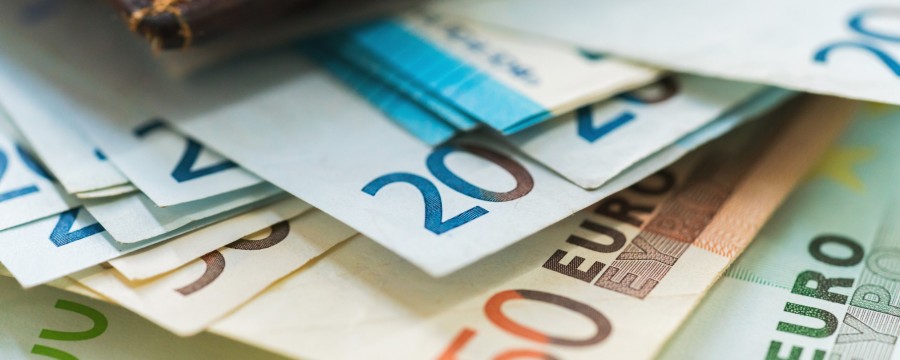 Wie umgehen mit im Dezember noch nicht ausgegebenen Haushaltsmitteln - "Dezember-Fieber ist keine Lösung" meinen unsere Autoren und stellen Alternativen für die solide Haushaltsführung vor