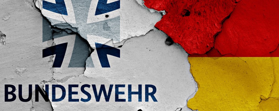 Bundeswehremblem, Deutschlandflagge