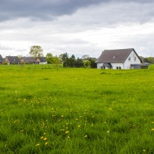 Gebietsreformen schließen kleine Dörfer zu Städten zusammen.