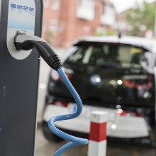 Es gibt zahlreiche Fördergelder für die Elektromobilität - Kommunen sind gut beraten, sie bald abzurufen