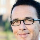 Der Bürgermeister von Kamp-Lintfort, Christoph Landscheidt will sich mit einer Waffe schützen - Rechtsextreme wollen am Samstag gegen ihn demonstrieren
