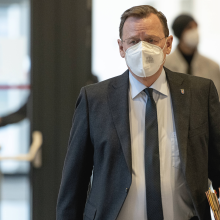Thüringens Ministerpräsident Ramelow hat ein Langrist-Papier bis Ostern zur Lockdown-Verlängerung vorgelegt 