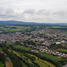 Im kleinen Wunsiedel wird Zukunft Realität Blick auf den Ort