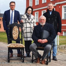 Gruppenbild mit Stühlen -Amtsauflösung Oder-Welse