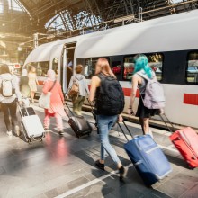 Bahnreisende 9 Euro-Ticket