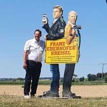 Franz-Eberhofer-Kreisel und Bürgermeister Gassner 