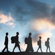 Flüchtlinge auf dem Weg in eine ungewisse Zukunft.