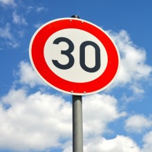 Tempo-30-Schild
