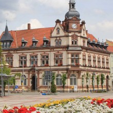 Groitzscher Markt mit Rathaus