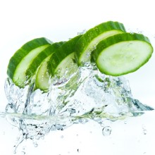 Mit Gurkenwasser gegen Glatteis - nur eines von vielen Beispielen, wie Kommunen Autofahrer vor Gefahren schützen
