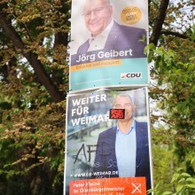 Beschmierte Wahlplakate sind Alltag im Vorfeld der Kommunalwahlen - wie hier am Wochenende in Thüringen